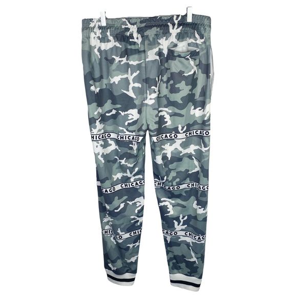 NBA Chicago Bulls Camo Joggers - Size XL - Picture 3 of 6